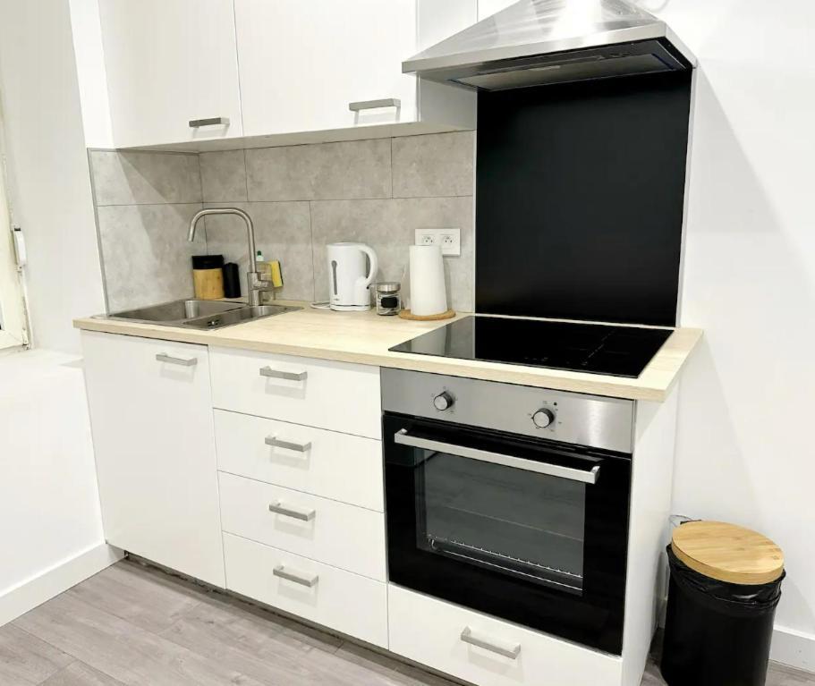 Rs-0 - Appartement F2 Au Rdc A Mulhouse Pour 1-3 Pers Buitenkant foto